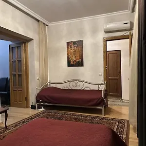 Happy Sololaki Апартаменты